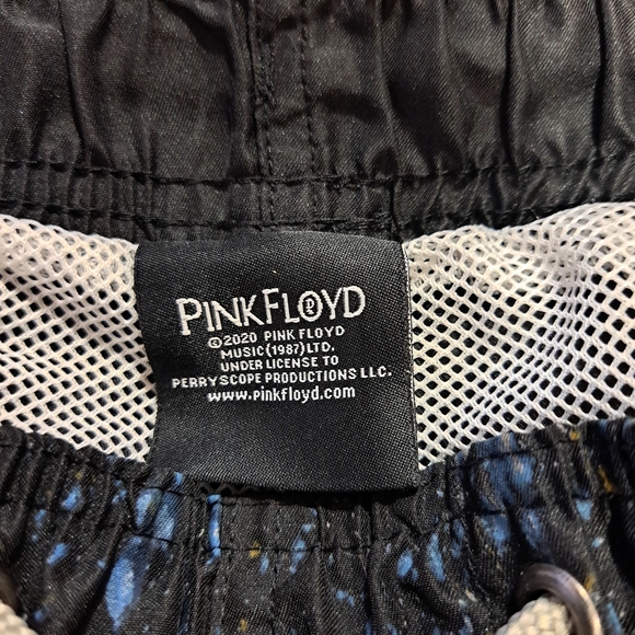 🌈PINK FLOYD OFFICIAL MERCH SWIM SHORTS-L - Picture 2 of 6